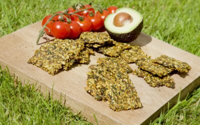 Simple five seed crackers